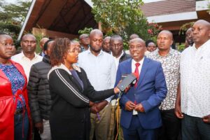 gobierno-de-kenia-impulsa-modernizacion-del-sector-te