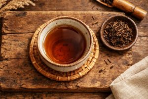 hojicha-el-nuevo-te-japones-tostado-en-tendencia